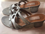Clorinda Antinori Silver Sandals - Dyva's Closet