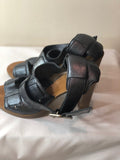 Chloé Open Sandals in Metallic Grey - Dyva's Closet