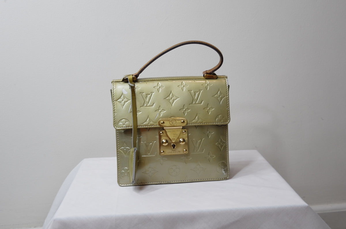 Spring street patent leather handbag Louis Vuitton Yellow in Patent leather  - 36083266