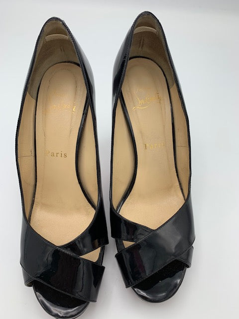 Christian Louboutin Classic Black Patent Leather Heels ref.631673 - Joli  Closet