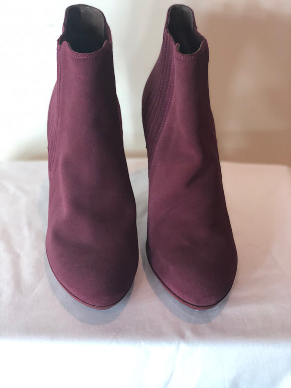 Bottega Veneta Red Suede Boots with Funky Heel - Dyva's Closet