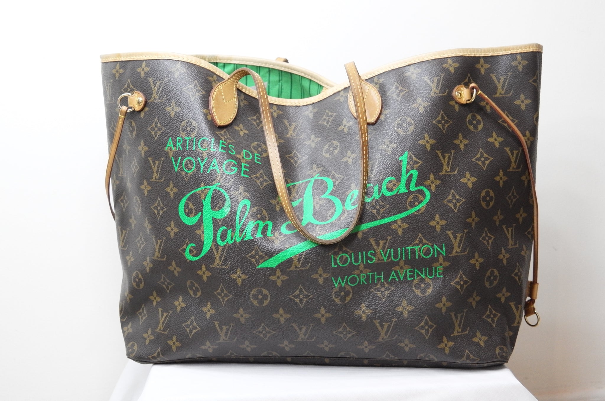 Louis Vuitton, Bags, Soldlouis Vuitton Neverfull Mm De