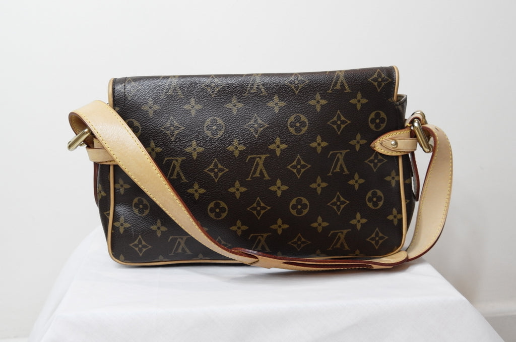 Louis Vuitton, Bags, Louis Vuitton Manhattan Gm Jessica Simpson Favorite